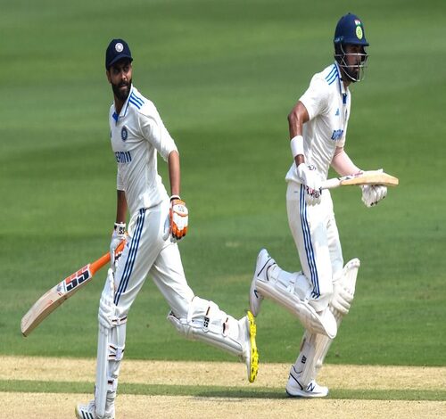 Rahul-and-Jadeja-s-contributions-propel-India-to-a-commanding-position-in-the-match-against-England