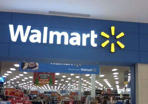 Walmart-is-shifting-its-emphasis-from-importing-goods-from-China-to-India-motivated-by-distinct-influencing-factors