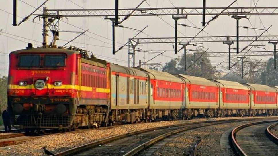 Indian Railways Gears Up for Holi! Central and Western Railways Announce Holi Special Trains for Various Locations – Check List