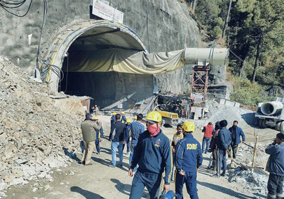 Uttarakhand-Tunnel-Tragedy-Rescue-Efforts-Near-Success-as-Workers-Await-Liberation-from-Silkyara-Tunnel